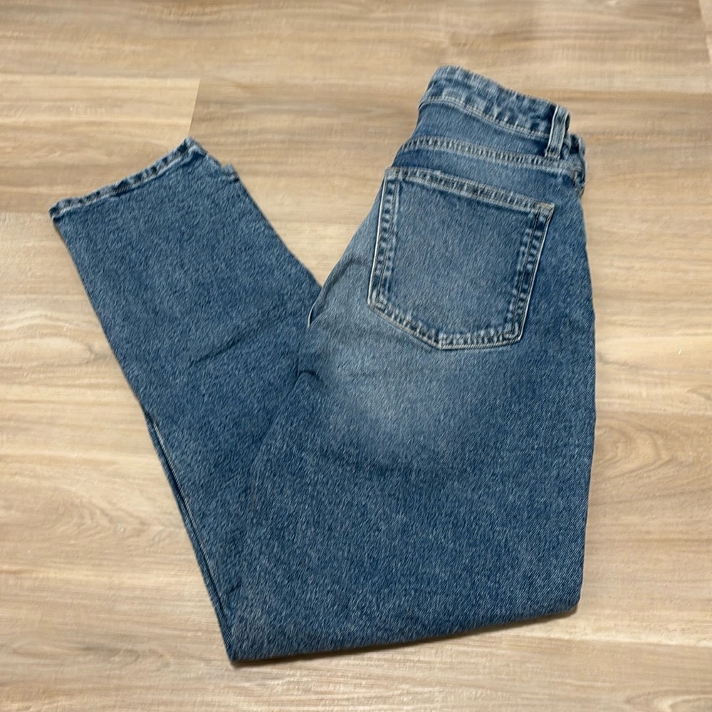 High Rise Straight leg Jeans